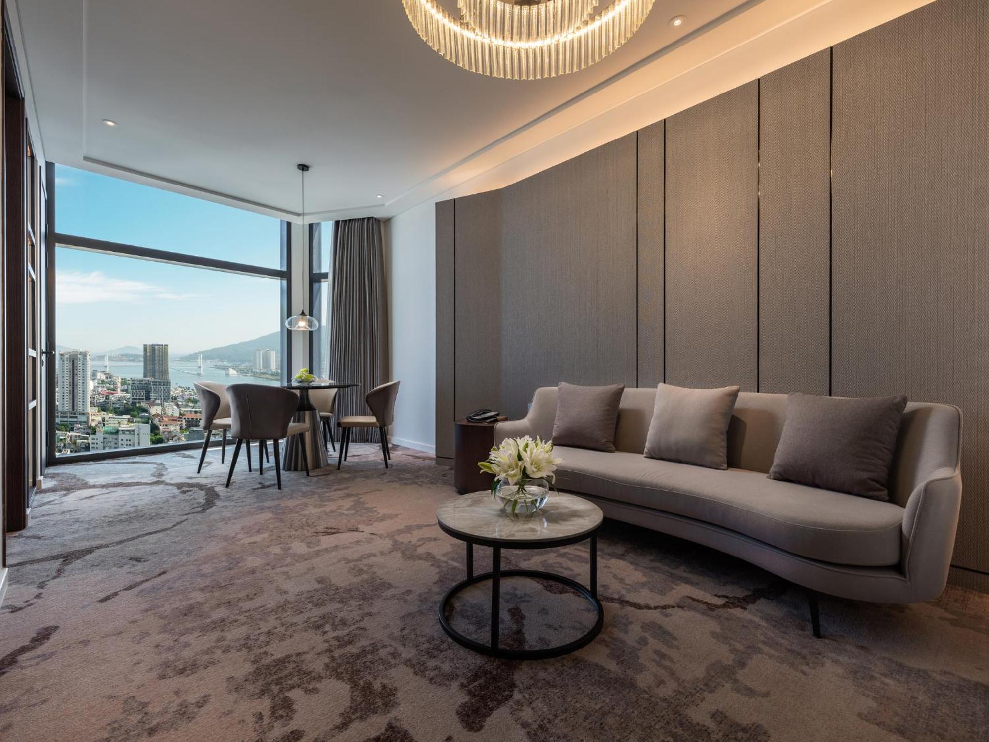 Crowne Plaza Danang City Centre By Ihg Extérieur photo