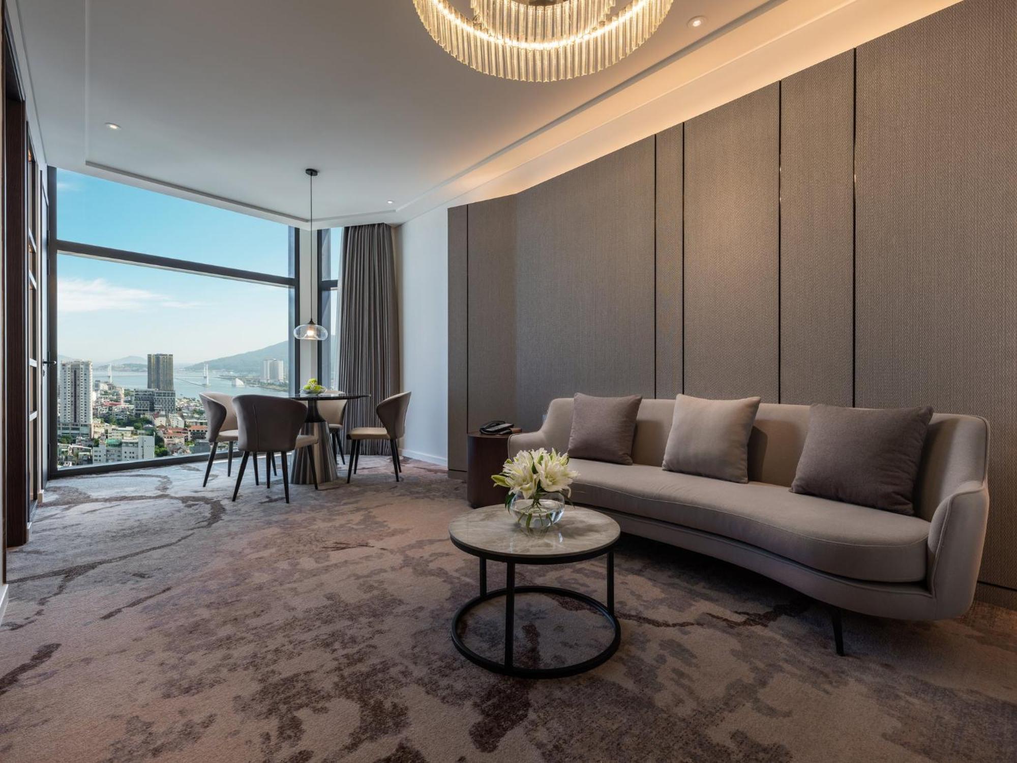 Crowne Plaza Danang City Centre By Ihg Extérieur photo